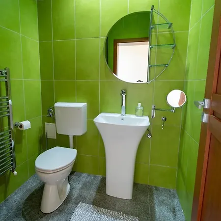 Villa 5* House With View. 4 Parking Places *